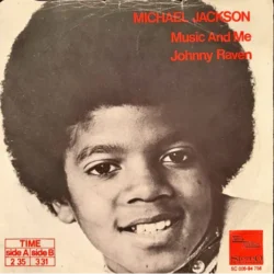 De officiële 7-inch vinyl hoes van Michael Jackson met de single 'Music And Me', uitgebracht in 1973 in Nederland.